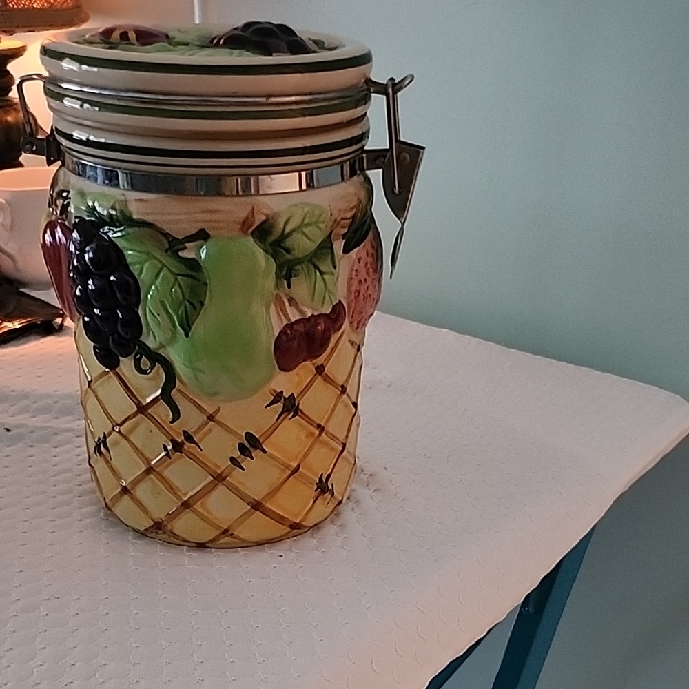 Vintage Gourmet Home Accents 8" Cannister